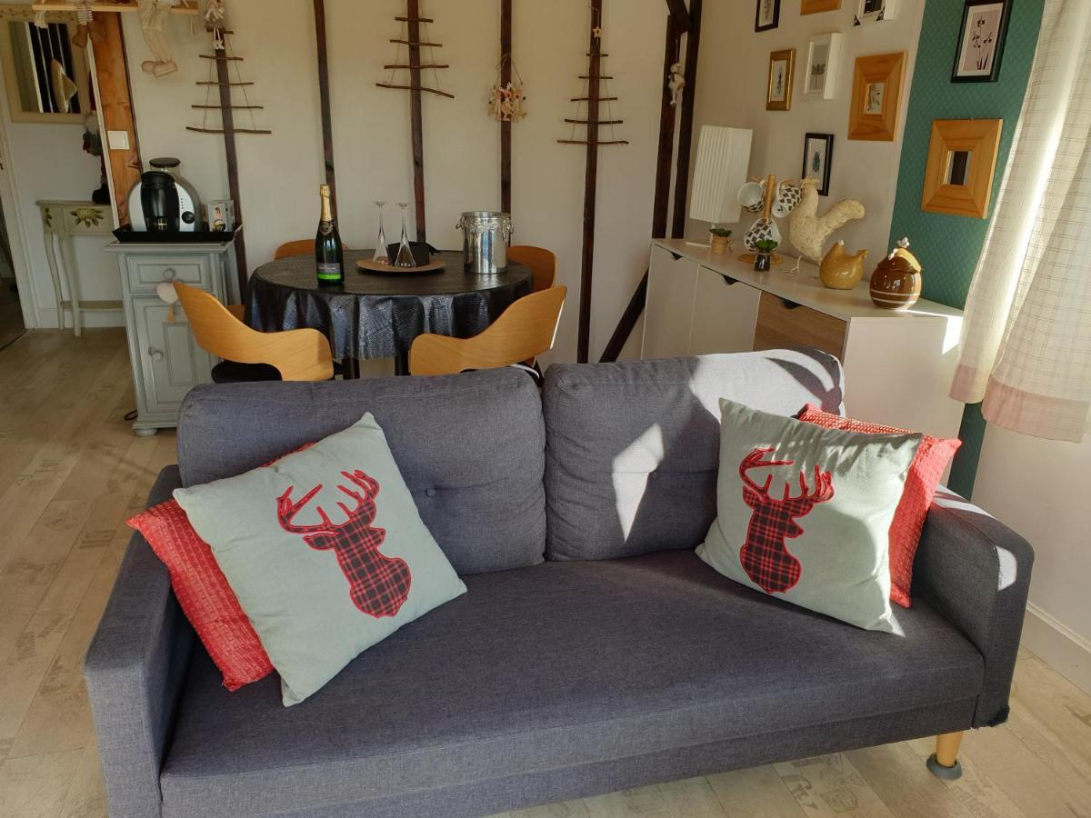 Chalet Le Logis Des Autre Vireux-Wallerand Exteriér fotografie